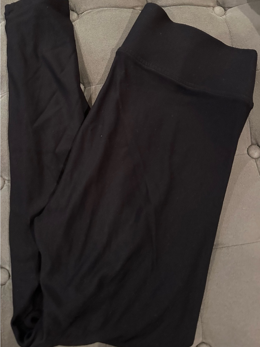 Lou And Grey Everyday High-Waist Black Leggings